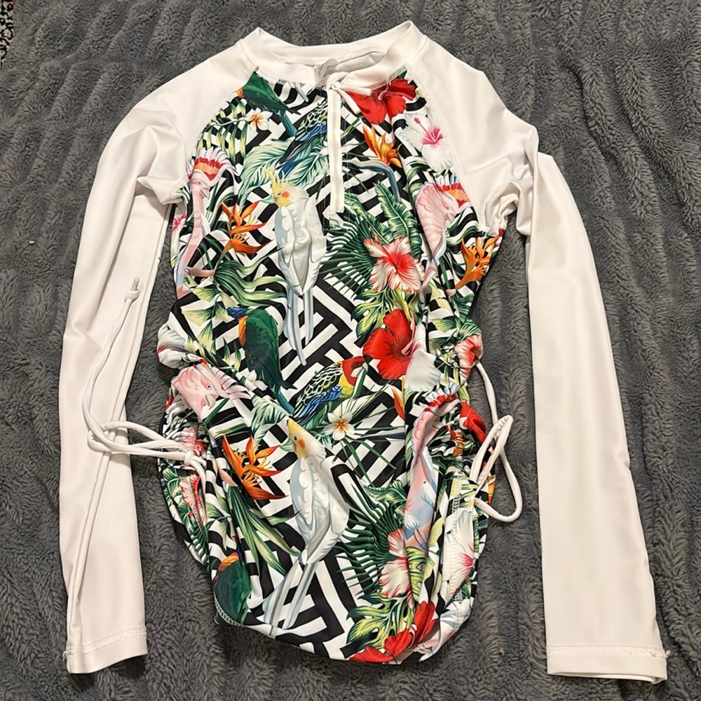 New Long Sleeve UV Sun Protection Wetsuit Swimsuit Top Small